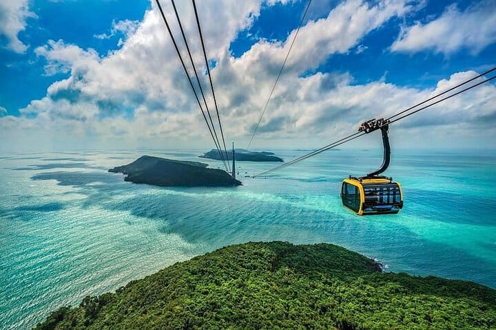 Tourist Destination: Vietnam's Phu Quoc Island in the spotlight after a boat accident... Discover the story behind its beauty.