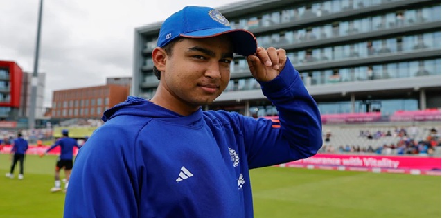 Vaibhav Suryavanshi Debut: 15-year-old Vaibhav Suryavanshi has made history...! He broke Sachin Tendulkar's 37-year-old record upon making his debut.