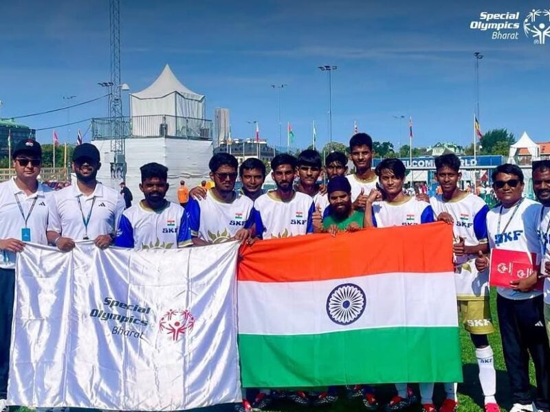 Special Olympics: Soaring on the wings of dreams...! Dhamtari's 'Satyanshu' waves the Tricolour in Sweden... wins a medal at the Special Olympics Gothia Cup.
