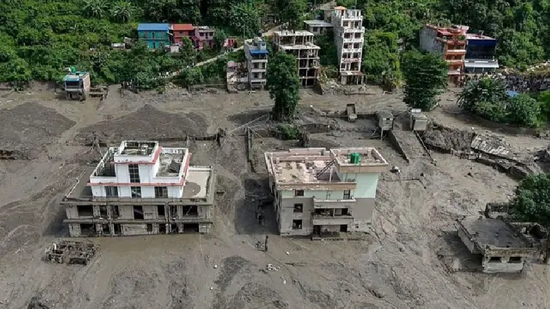 Nepal Floods: Havoc caused by floods and landslides in Nepal...! Monika Yadav from Raipur is missing; contact with family lost.
