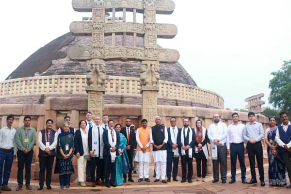 BRICS Delegates: Delegates awestruck by Sanchi's heritage...! They remarked—one can feel the power of world peace here.