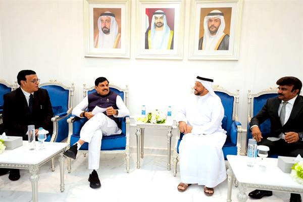 Sharjah Chamber: CM Mohan Yadav holds a major meeting in Sharjah; hopes for investment in Madhya Pradesh rise; Chief Minister meets the Chairman of the Sharjah Chamber.
