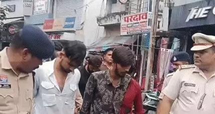 Khaparganj Violence: Major action taken; 4 arrested, including Sohail and Arbaz. Police paraded the accused; 9 personnel had been injured.