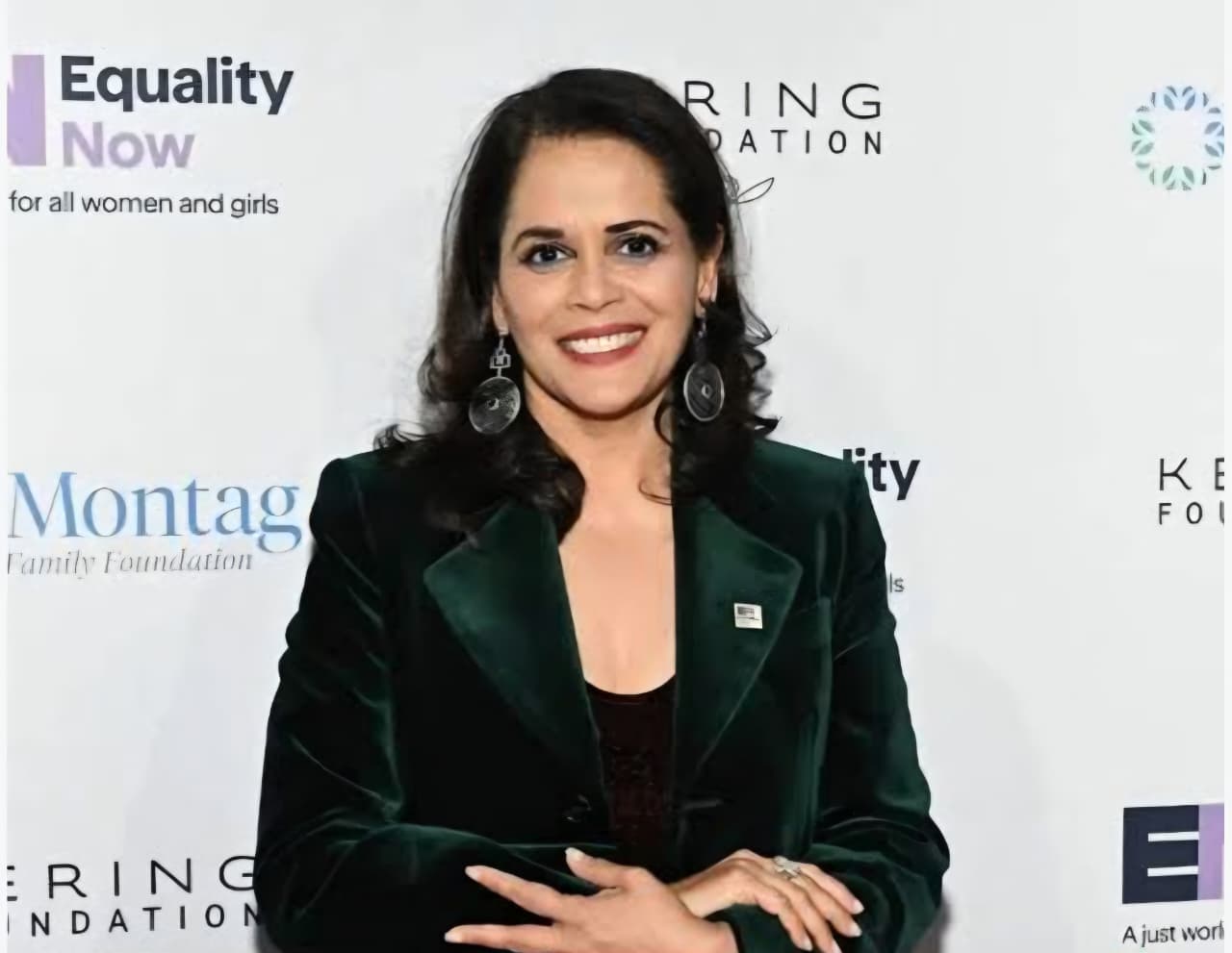 Mona Sinha