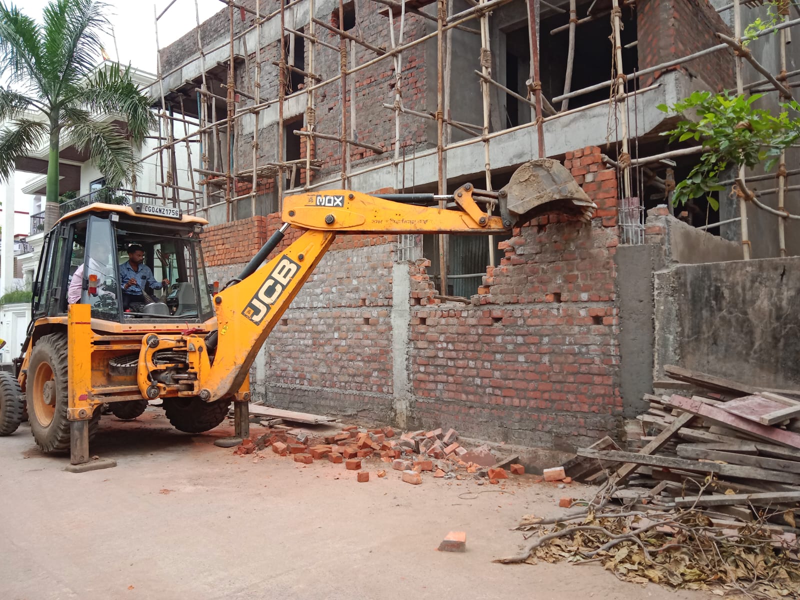 illegal construction in Raipur